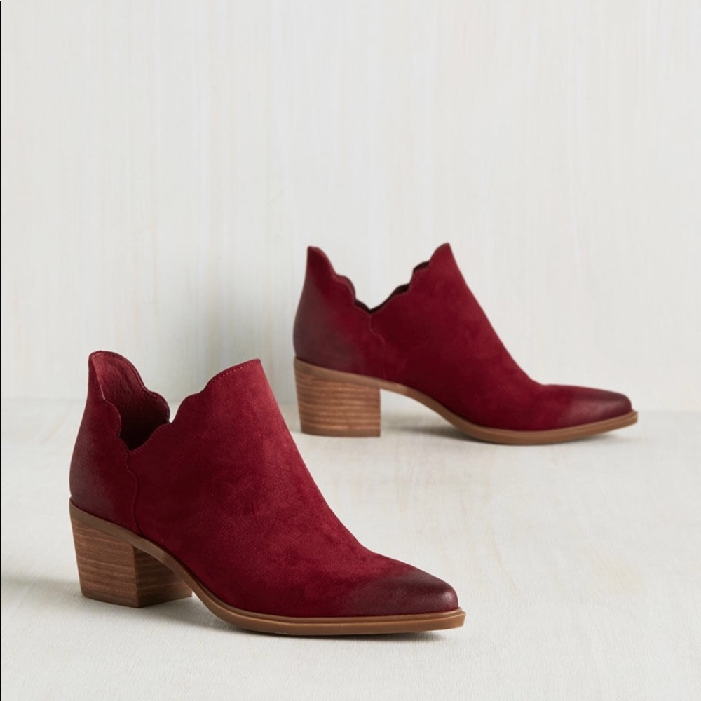 Betsey Johnson ModCloth Yes. No, wavy so bootie